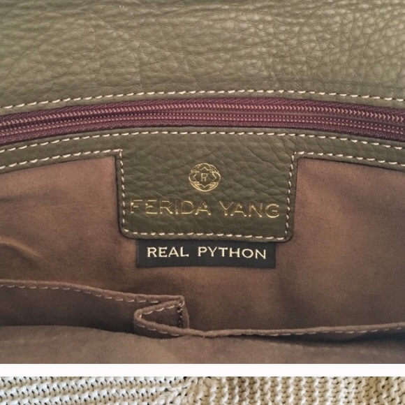 Gorgeous green 100% python clutch - Picture 3 of 5